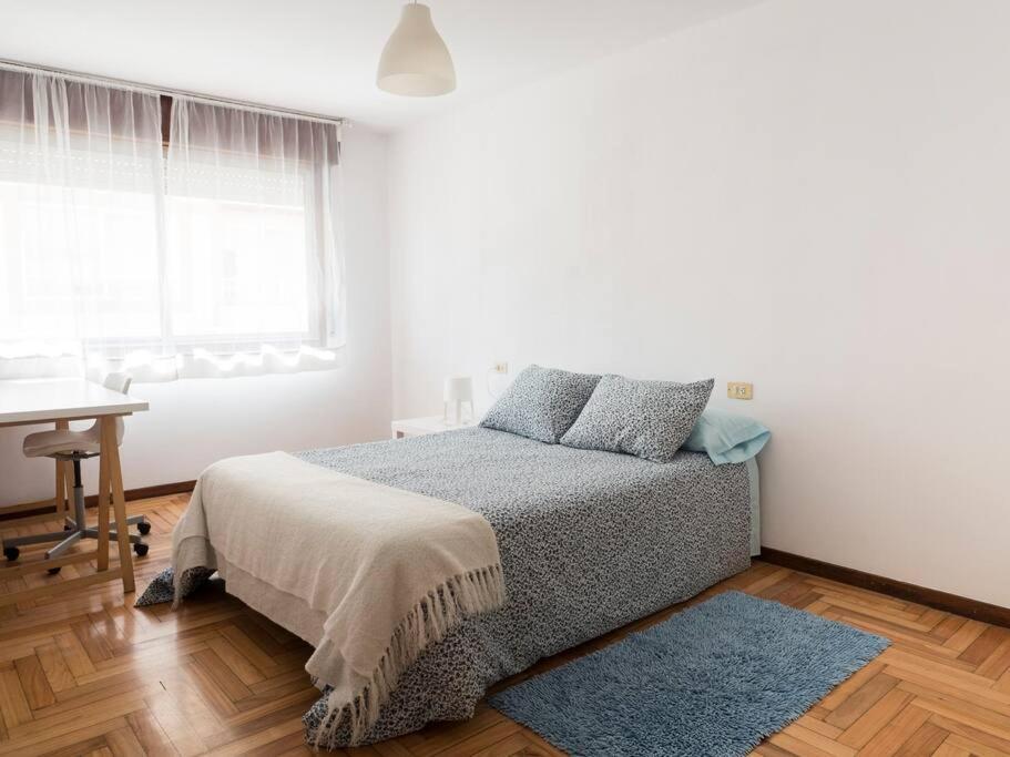 Piso Luminoso En El Centro De Vigo Para 8 Personas Buitenkant foto